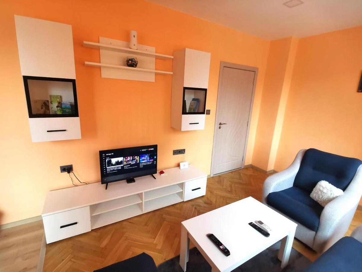 Апартамент За Нощувка, Център! Stara Zagora Esterno foto